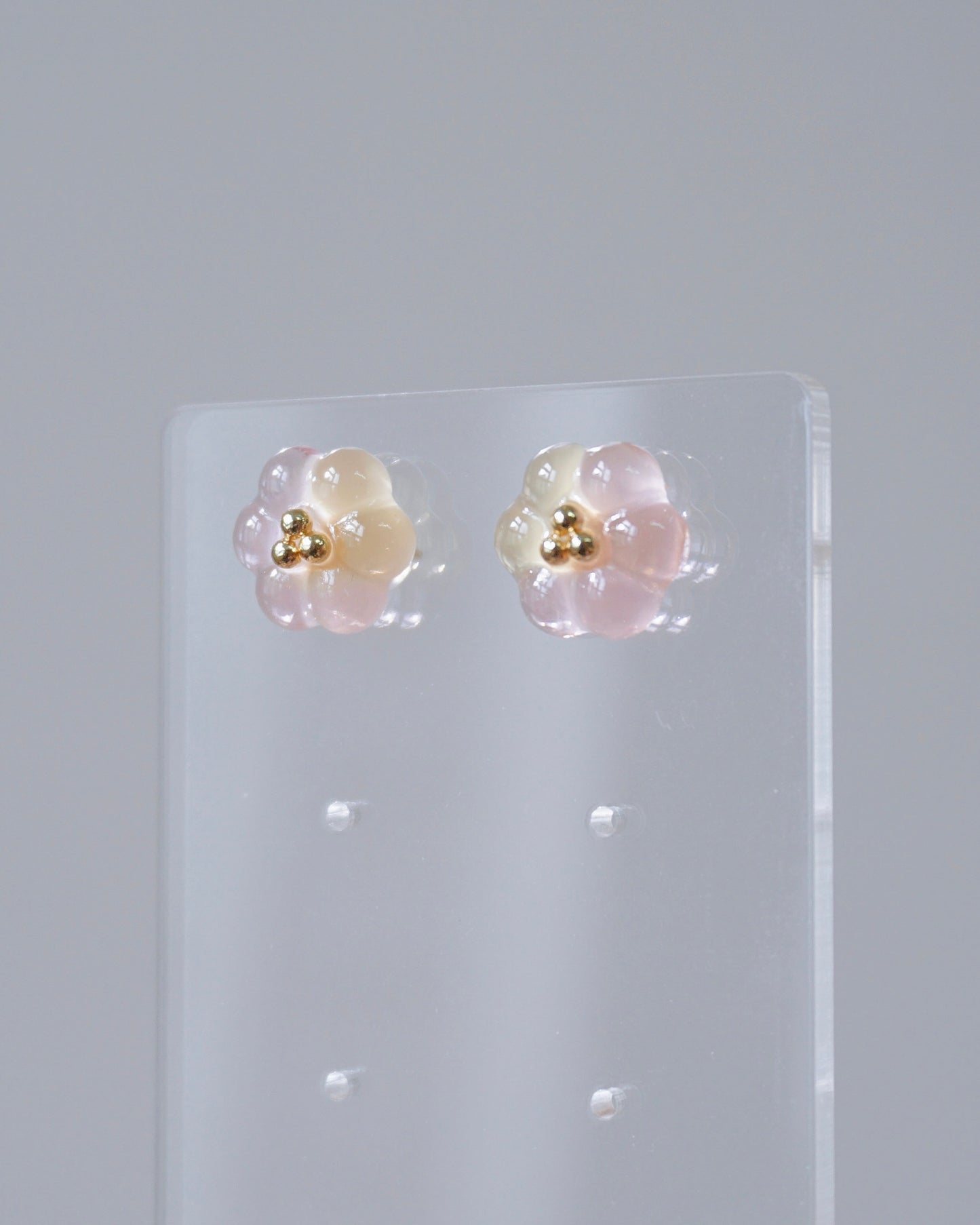 Bubble Rosette Earrings [Milky Osmanthus Peach]