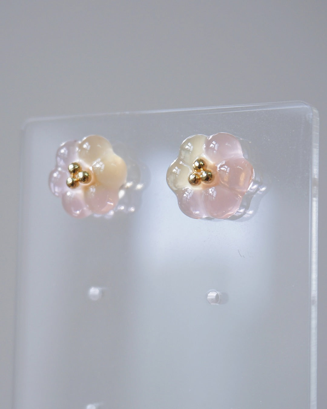 Bubble Rosette Earrings [Milky Osmanthus Peach]