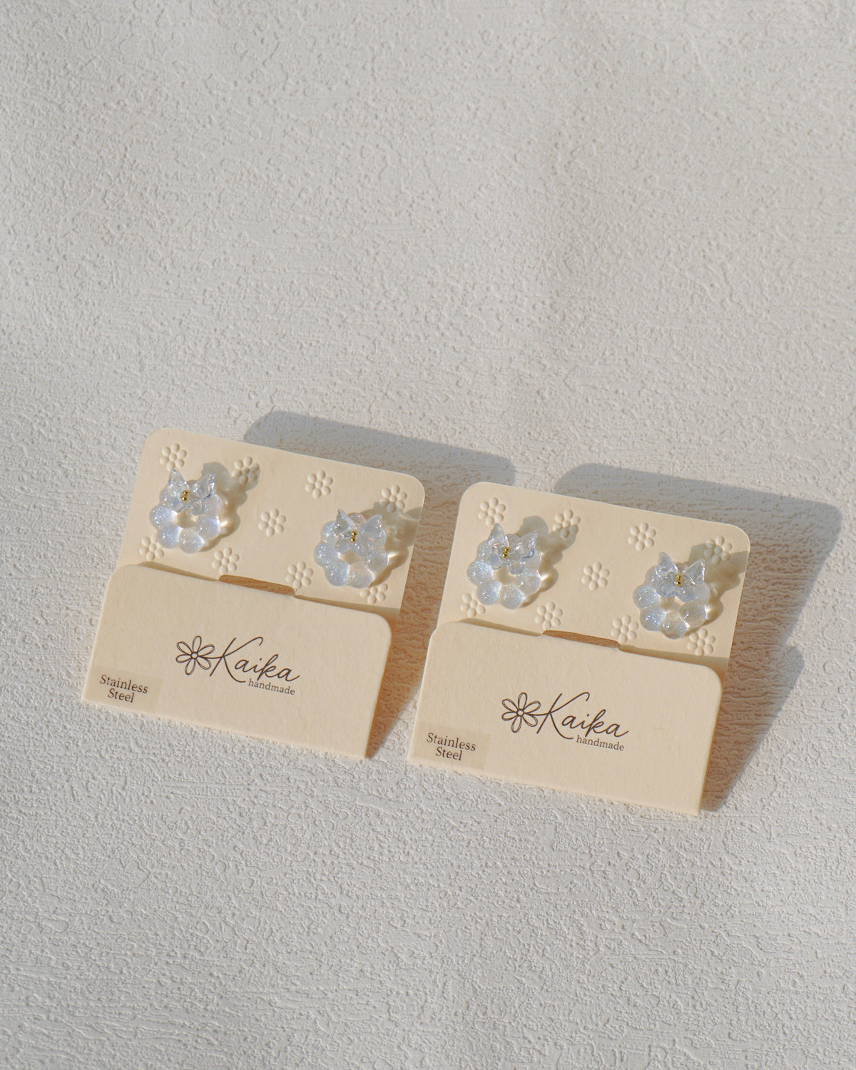 Butterfly Wreath Earrings [Morning Mist]