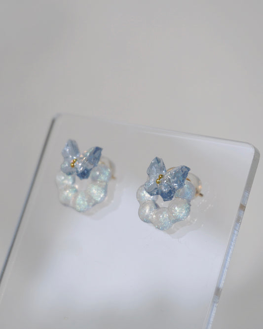 Butterfly Wreath Earrings [Morning Mist]