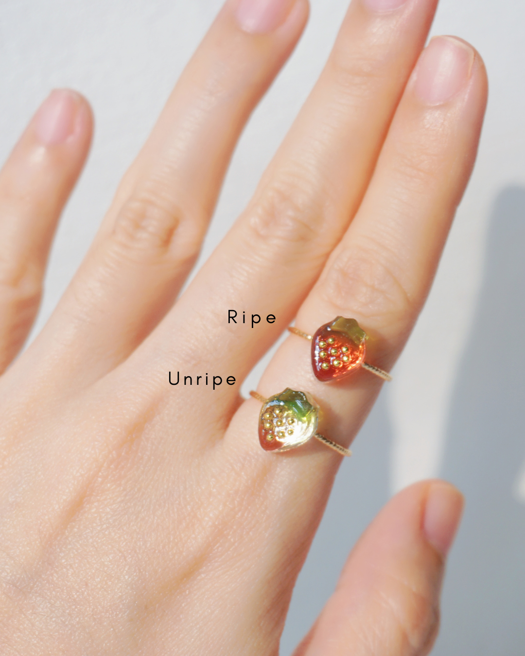 Mini Wild Strawberry Ring [Ripe/Unripe]