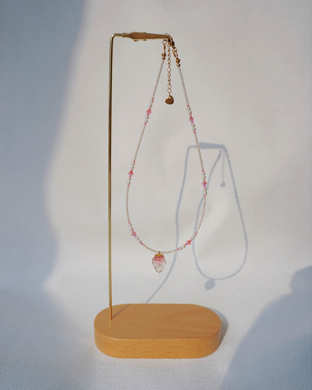 Wild Strawberry Choker Necklace [Unripe]