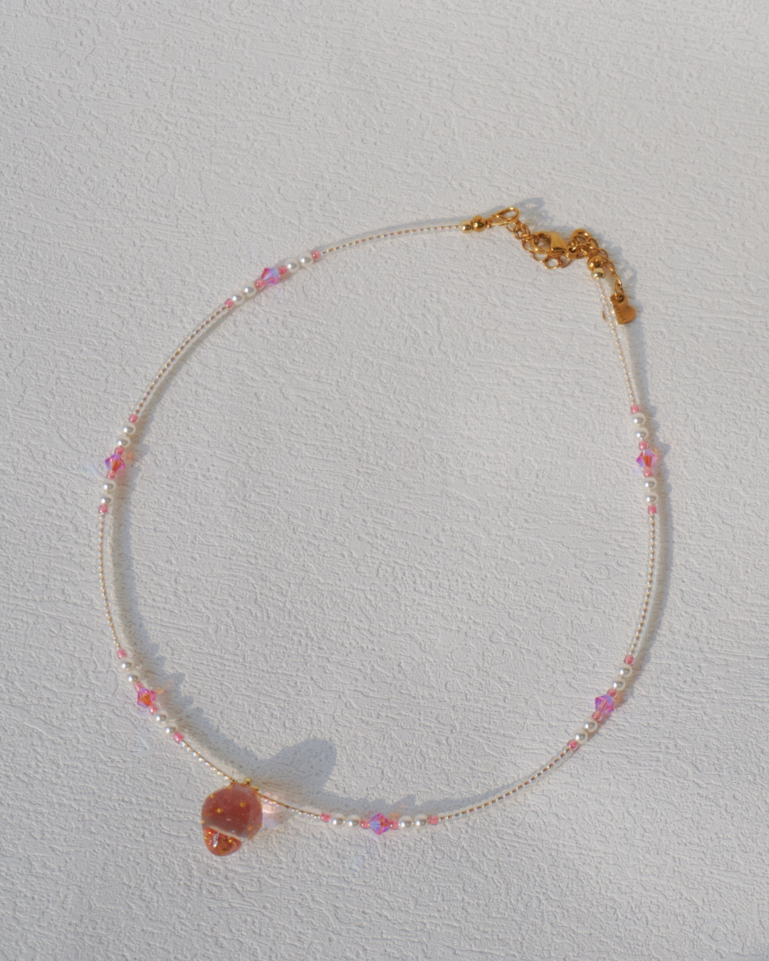 Wild Strawberry Choker Necklace [Unripe]