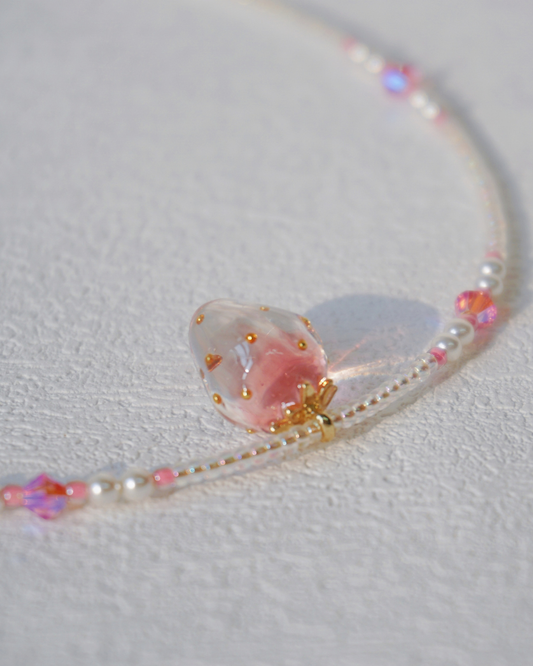 Wild Strawberry Choker Necklace [Unripe]