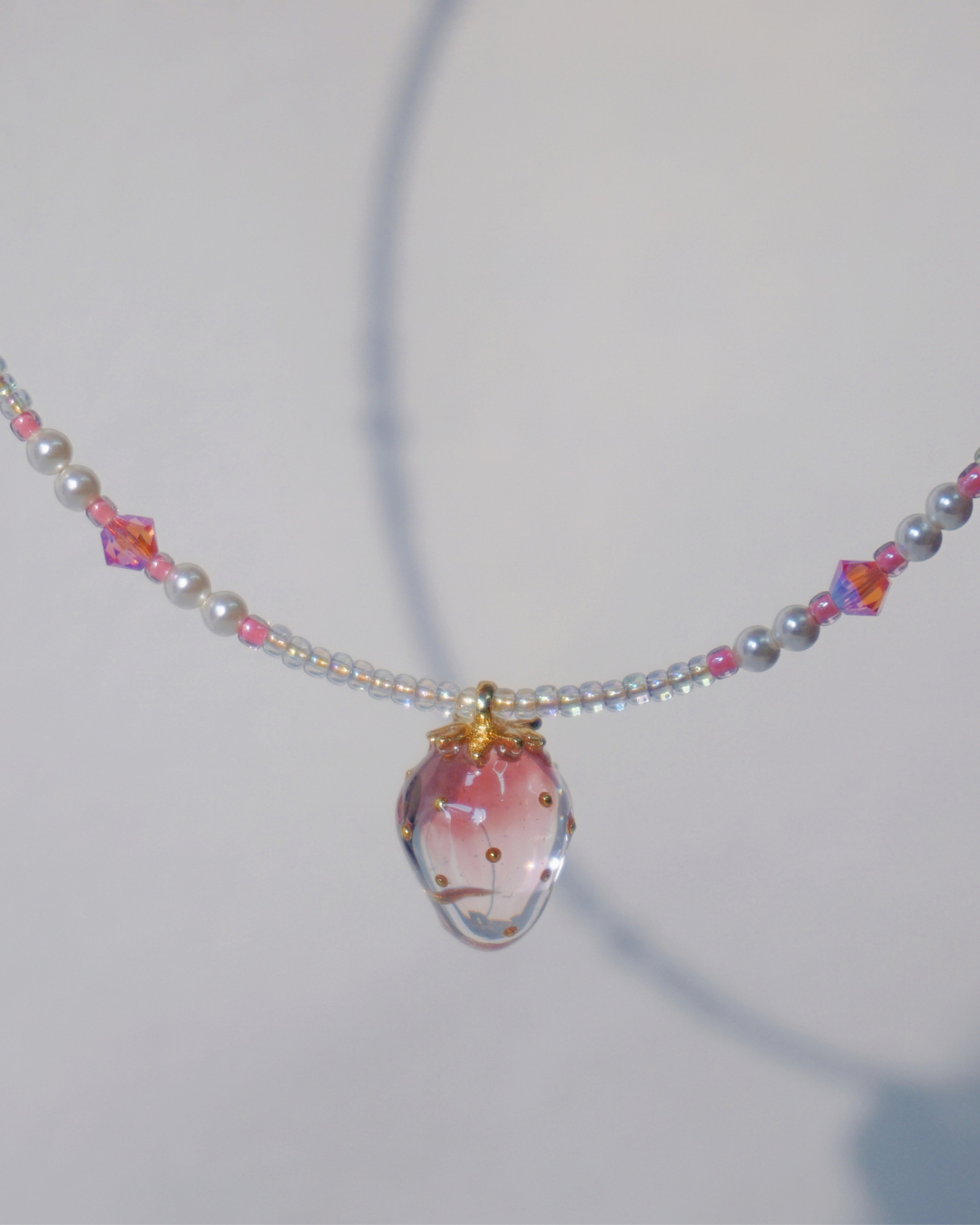 Wild Strawberry Choker Necklace [Unripe]