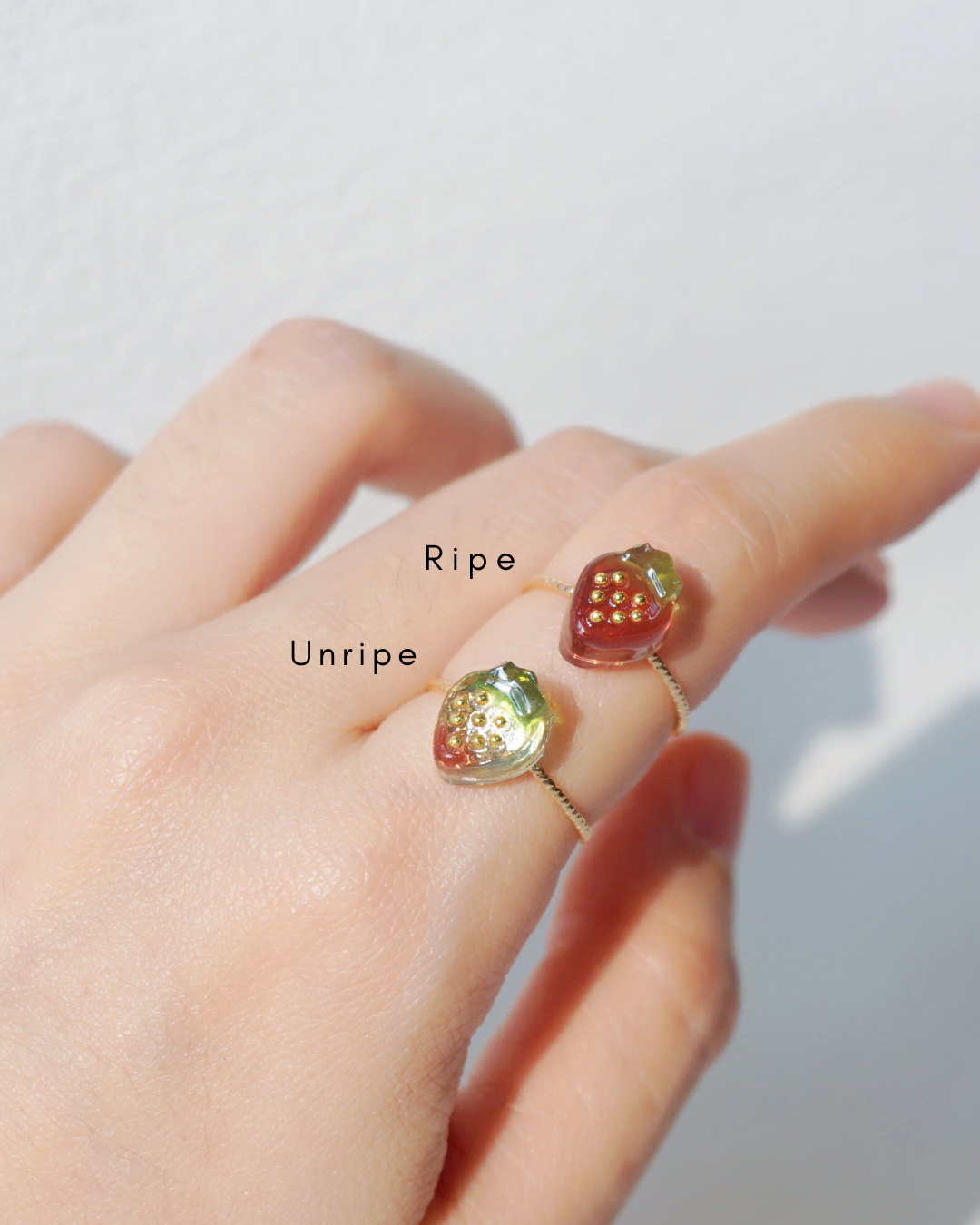 Mini Wild Strawberry Ring [Ripe/Unripe]